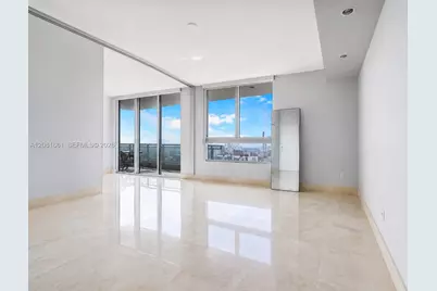 90 SW 3rd St #3110, Miami, FL 33130 - Photo 3