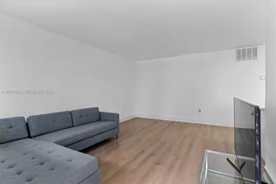 1620 West Ave #305, Miami Beach, FL 33139 - Photo 9