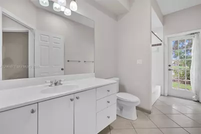 2008 NW 126th Ave, Pembroke Pines, FL 33028 - Photo 29
