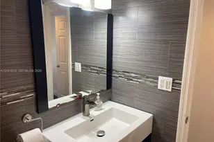 18151 NE 31st Ct, Aventura, FL 33160 - Photo 13