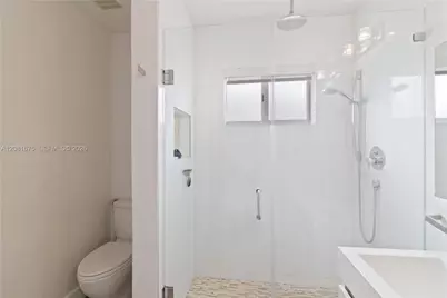 10842 NW 53rd Ln, Doral, FL 33178 - Photo 17