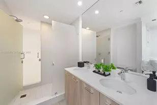 501 NE 31st St, Miami, FL 33137 - Photo 15