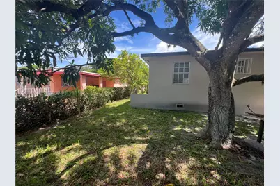 1190 NW 135th St, North Miami, FL 33168 - Photo 23