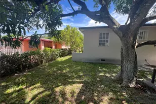 1190 NW 135th St, North Miami, FL 33168 - Photo 23