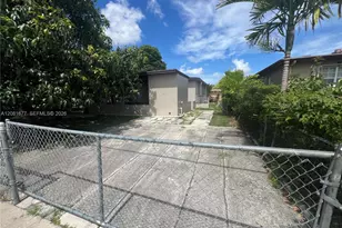 1190 NW 135th St, North Miami, FL 33168 - Photo 5