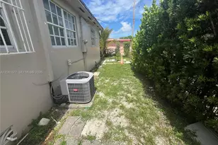 1190 NW 135th St, North Miami, FL 33168 - Photo 17