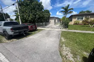 1190 NW 135th St, North Miami, FL 33168 - Photo 3