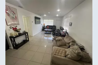 1190 NW 135th St, North Miami, FL 33168 - Photo 31