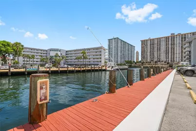 4000 NE 169th St #607 PLUS 30 FT DOCK, North Miami Beach, FL 33160 - Photo 3
