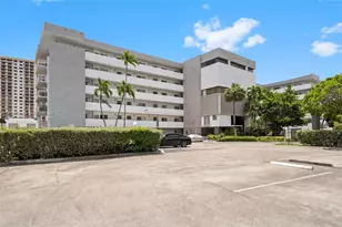4000 NE 169th St, North Miami Beach, FL 33160 - Photo 41