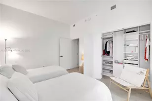 6799 Collins Ave, Miami Beach, FL 33141 - Photo 17
