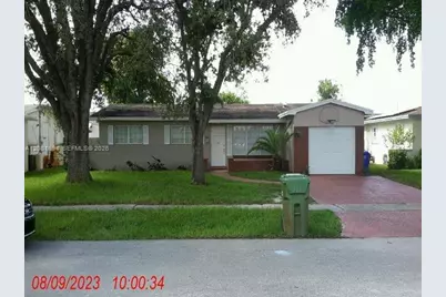 7640 NW 1st St, Pembroke Pines, FL 33024 - Photo 1