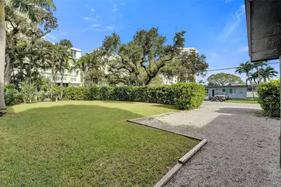 436 SW 4th Ave, Fort Lauderdale, FL 33315 - Photo 3