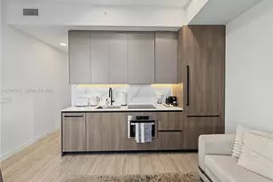 580 72nd St, Miami Beach, FL 33141 - Photo 23