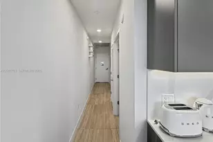 580 72nd St, Miami Beach, FL 33141 - Photo 15