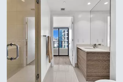 121 NE 34th St #1602, Miami, FL 33137 - Photo 27