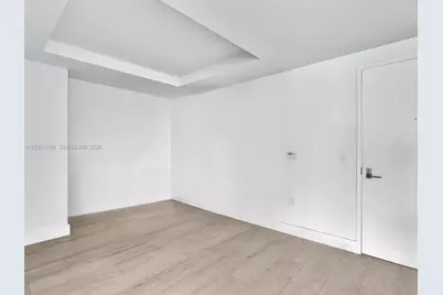 121 NE 34th St #1602, Miami, FL 33137 - Photo 5