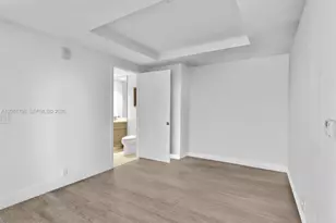121 NE 34th St, Miami, FL 33137 - Photo 3