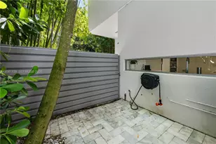 2205 Overbrook St, Miami, FL 33133 - Photo 27