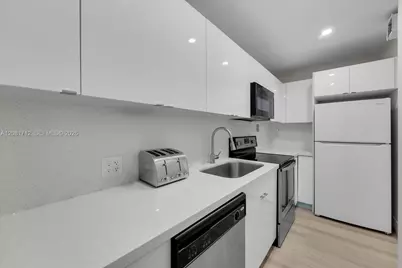 1200 West Ave #PH28, Miami Beach, FL 33139 - Photo 11