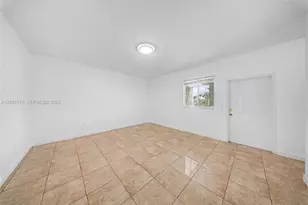 2630 NE 3rd Dr, Homestead, FL 33033 - Photo 5