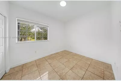 2630 NE 3rd Dr #202, Homestead, FL 33033 - Photo 11