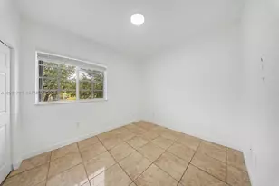 2630 NE 3rd Dr, Homestead, FL 33033 - Photo 11