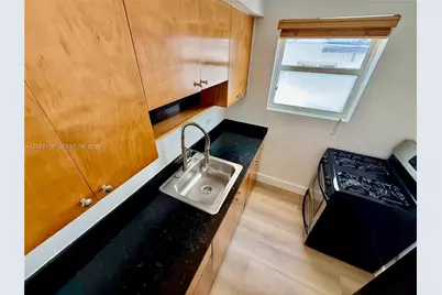 7334 Harding Ave #3, Miami Beach, FL 33141 - Photo 9