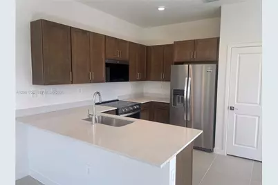 116 NE 13th Ter #116, Homestead, FL 33033 - Photo 9