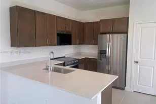 116 NE 13th Ter, Homestead, FL 33033 - Photo 9