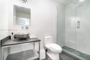 1700 Meridian Ave, Miami Beach, FL 33139 - Photo 11