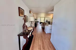 3051 S Palm Aire Dr, Pompano Beach, FL 33069 - Photo 1