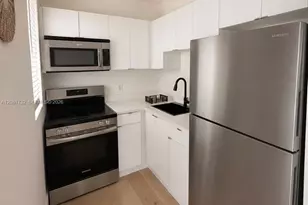 605 Euclid Ave, Miami Beach, FL 33139 - Photo 3