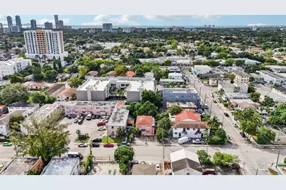 984 SW 6th St, Miami, FL 33130 - Photo 23