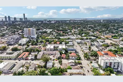 984 SW 6th St, Miami, FL 33130 - Photo 1