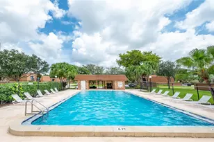 2536 Camelot Ct, Cooper City, FL 33026 - Photo 21