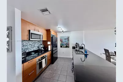 50 Biscayne Blvd #3211, Miami, FL 33132 - Photo 3