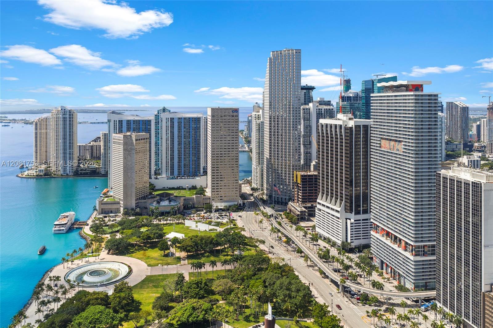 50 Biscayne Blvd #3211 - 50 Biscayne Blvd #3211, Miami, FL 33132 Luxury Property | Jose Angel Pina