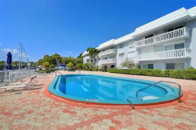 100 Edgewater Dr #305, Coral Gables, FL 33133 - Photo 13