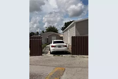220 NE 12th Ave, Homestead, FL 33030 - Photo 5