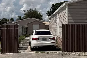 220 NE 12th Ave, Homestead, FL 33030 - Photo 5