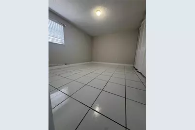 1975 NE 135th St #3E, North Miami, FL 33181 - Photo 5