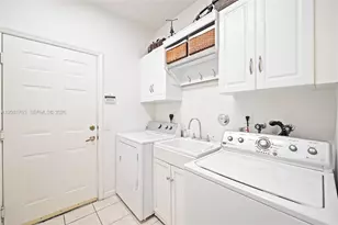 1634 Passion Vine Cir, Weston, FL 33326 - Photo 19