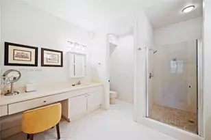 1634 Passion Vine Cir, Weston, FL 33326 - Photo 13
