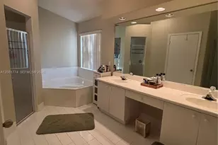 18581 NW 23rd St, Pembroke Pines, FL 33029 - Photo 21