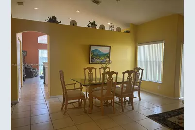 18581 NW 23rd St, Pembroke Pines, FL 33029 - Photo 3
