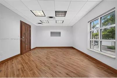 3042 NW 82nd Ave, Doral, FL 33122 - Photo 33