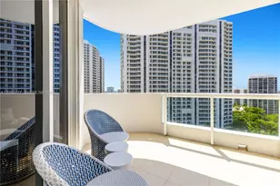 21200 NE Point Pl, Aventura, FL 33180 - Photo 41