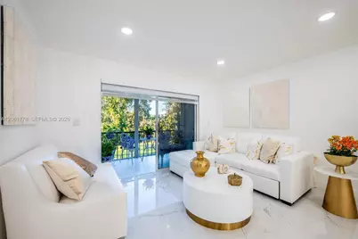 300 S Hollybrook Dr #310, Pembroke Pines, FL 33025 - Photo 11
