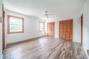 576 Marshall Rd, West Palm Beach, FL 33413 - Photo 17
